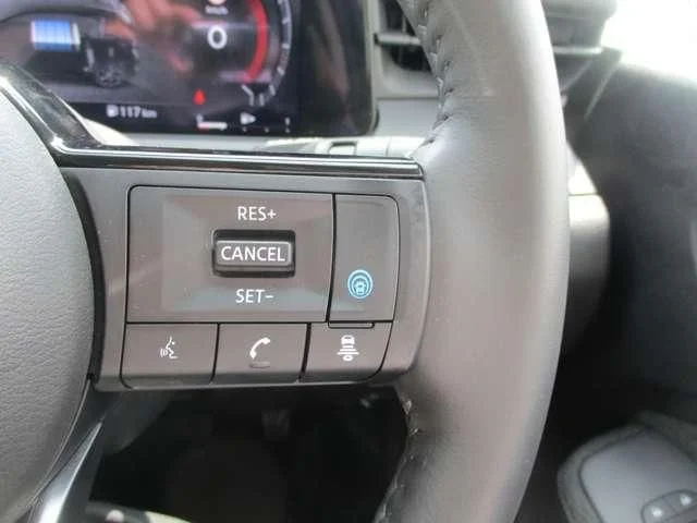 Nissan AURA G　FOUR photo 4