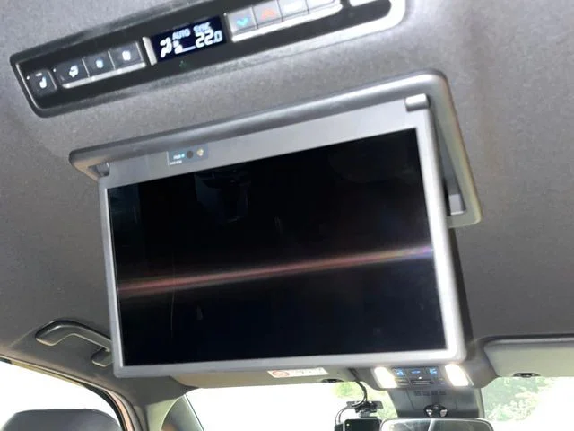 Toyota NOAH HYBRID S−Z photo 3