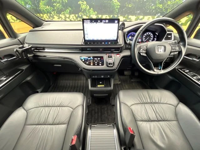 Honda ODYSSEY e:HEV アブソルート　EX　ブラックエディション photo 2