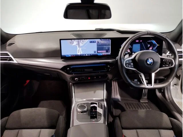 Bmw BMW 3series TOURING 320d　xDrive　Mスポーツ photo 2