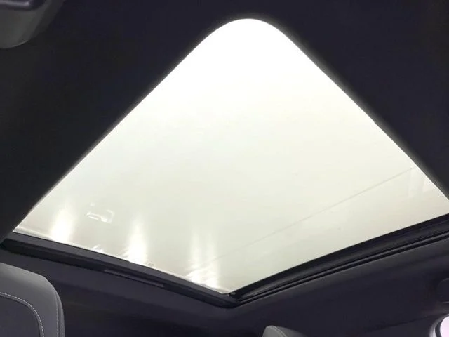 Peugeot PEUGEOT 2008 GT　ドライブ　エディション photo 4