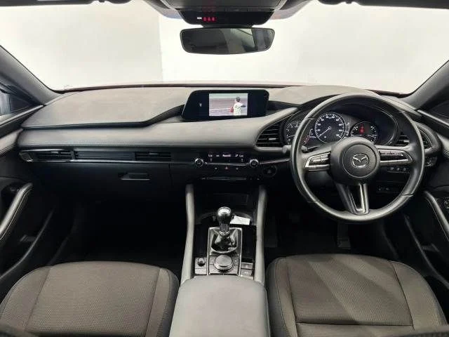 Mazda MAZDA3 FASTBACK 15S　ツーリング photo 2