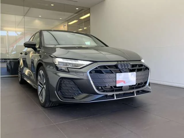 Audi AUDI A3 Sedan 30　TFSI　Sライン photo 4