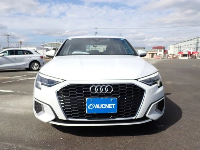Audi AUDI A3 SPORTBACK 30　TFSI　アドバンスド photo 4