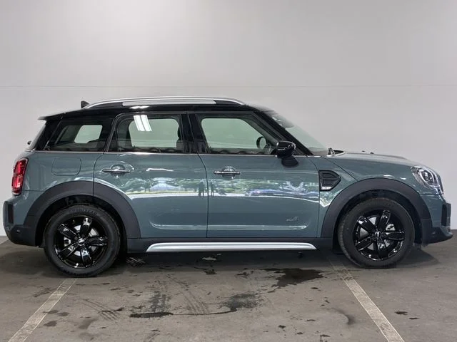 Bmw MINI COOPER D CROSSOVER オール4 photo 4