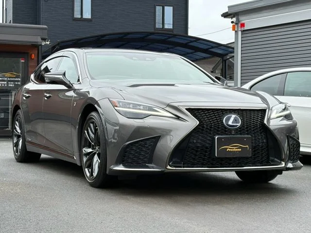 Toyota LEXUS LS500h 4WD Fスポーツ photo 3