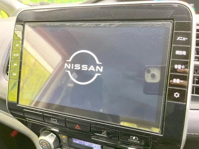 Nissan SERENA WG e−POWER　ハイウェイスター　V photo 4