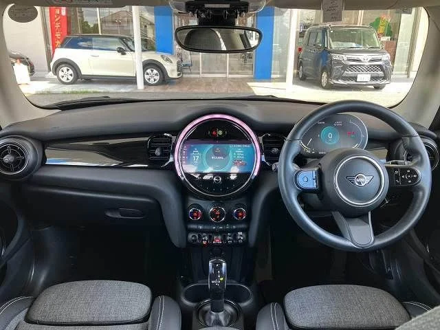 Bmw MINI COOPER ベースグレード photo 2