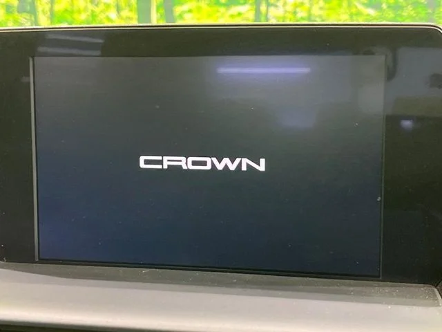 Toyota CROWN sedan hybrid 4WD RS　アドバンス　Four photo 3