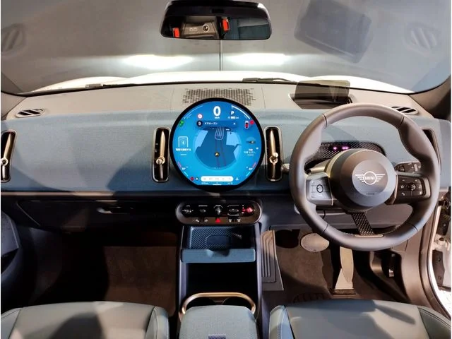 Bmw MINI COUNTRYMAN D photo 2