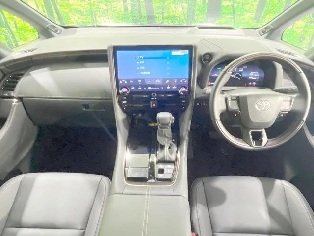Toyota ALPHARD Z photo 2