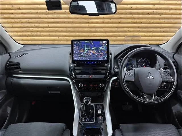 Mitsubishi ECLIPSE CROSS PHEV G photo 2