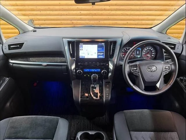 Toyota ALPHARD S photo 2
