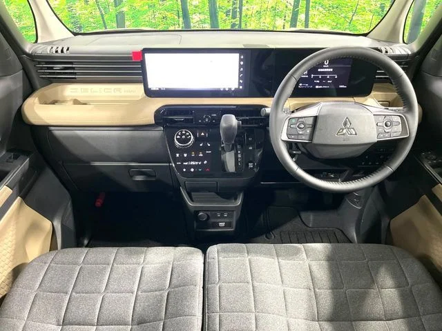 Mitsubishi DELICA MINI T　プレミアム　デリマルパッケージ photo 2