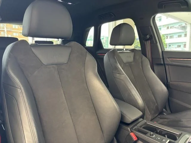 Audi AUDI RS Q3 ベースグレード photo 4