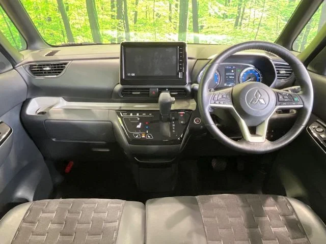 Mitsubishi DELICA MINI T　プレミアム　リミテッド　エディション photo 2