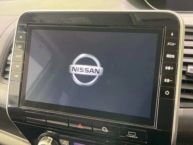 Nissan SERENA S-HYBRID ハイウェイスター　V photo 4