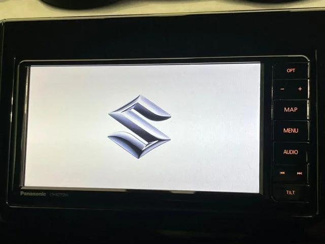 Suzuki SWIFT ハイブリッド　RS photo 3