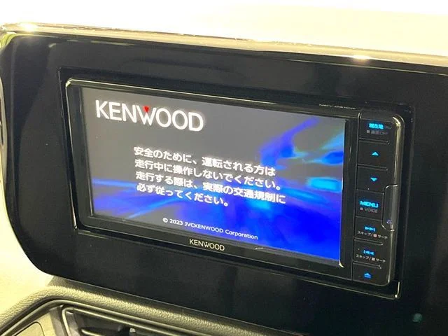 Suzuki SWIFT 4WD XG photo 3
