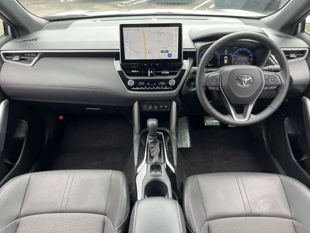 Toyota COROLLA CROSS HYBRID Z photo 2