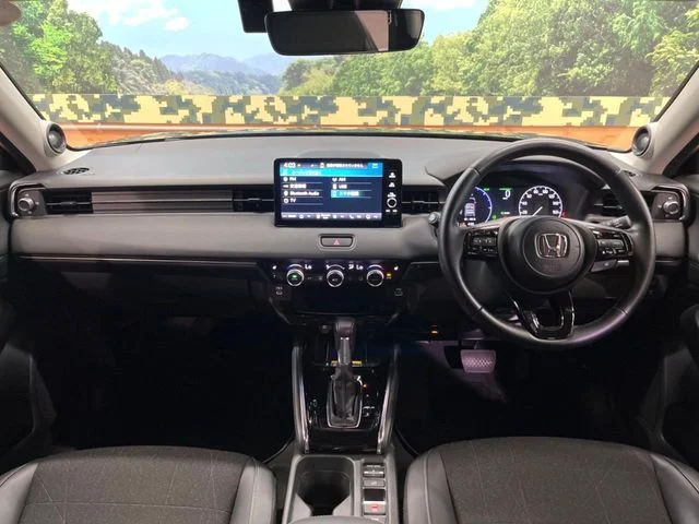 Honda VEZEL e:HEV Z photo 2
