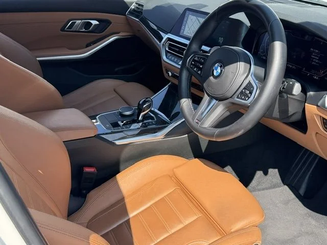 Bmw BMW 3series sedan 318i　Mスポーツ photo 2