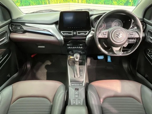 Suzuki FRONX ベースグレード photo 2