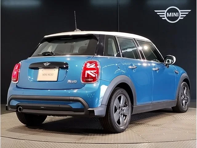 Bmw MINI COOPER 5DOOR ベースグレード photo 4