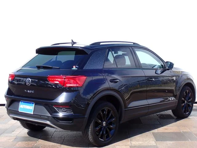 Volkswagen VOLKSWAGEN T-Roc TSI　ブラックスタイル photo 3