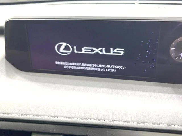 Toyota LEXUS UX250h バージョンC photo 3