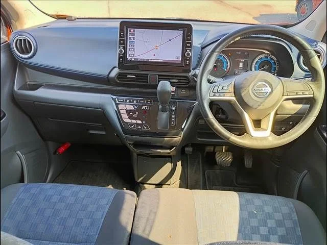 Nissan DAYZ 4WD ハイウェイスターG　ターボ photo 2