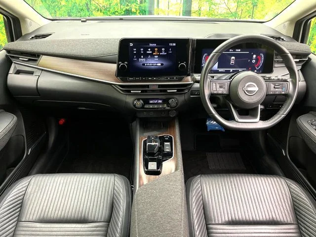 Nissan AURA G　レザーエディション photo 2