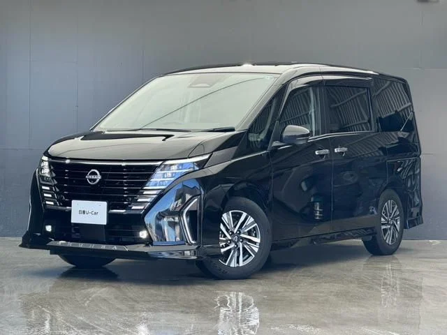 Nissan SERENA WG e−POWER　ルキシオン 2023