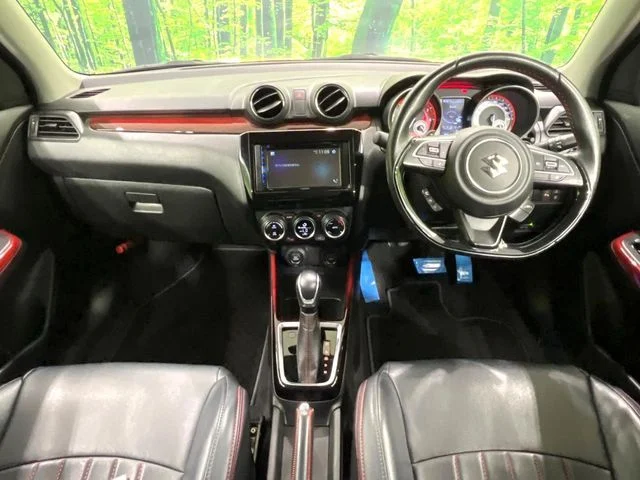 Suzuki SWIFT スポーツ photo 2