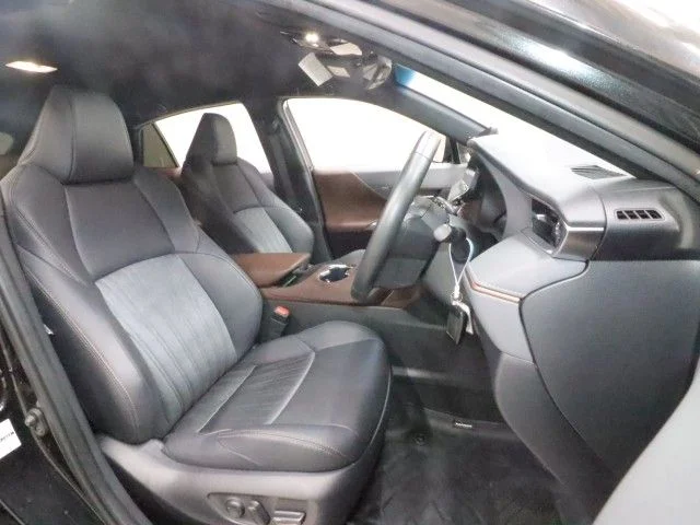 Toyota HARRIER 2WD Z photo 4