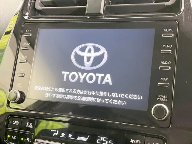Toyota PRIUS PHV A photo 4