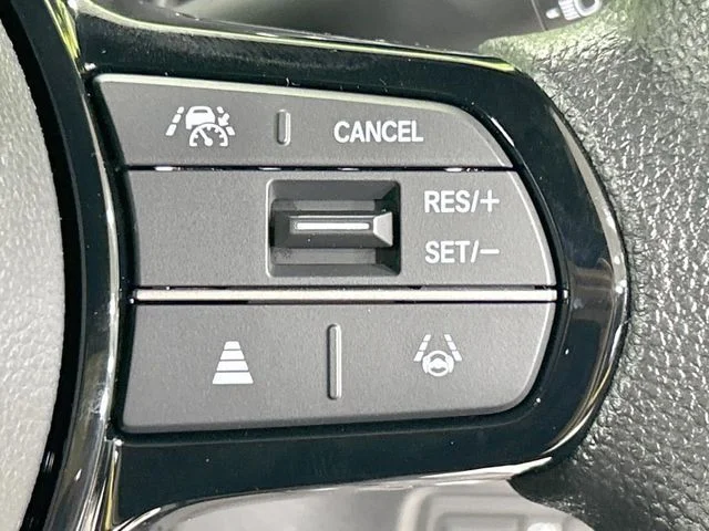 Honda N BOX CUSTOM ベースグレード photo 3