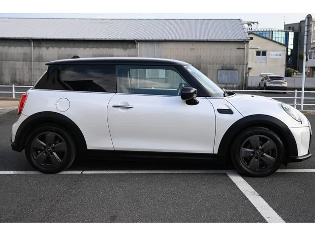 Bmw MINI COOPER D ベースグレード photo 4