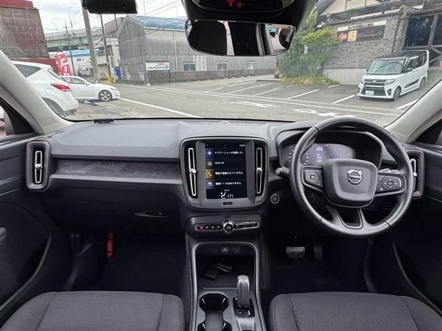 Volvo VOLVO XC40 T4 photo 2