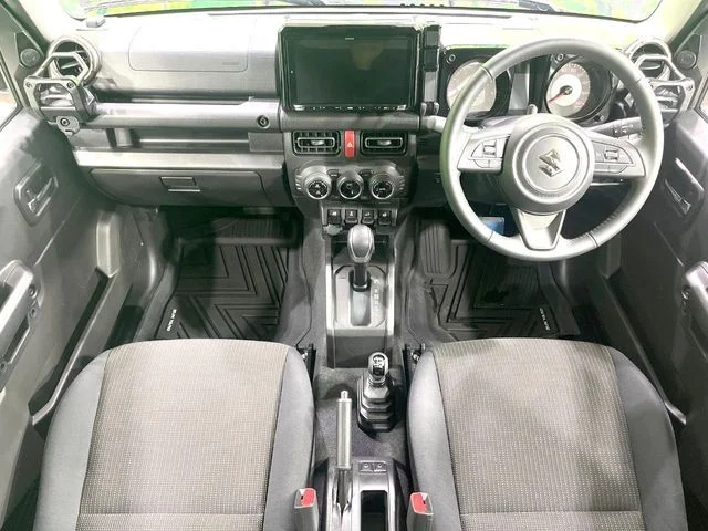 Suzuki JIMNY SIERRA JC photo 2