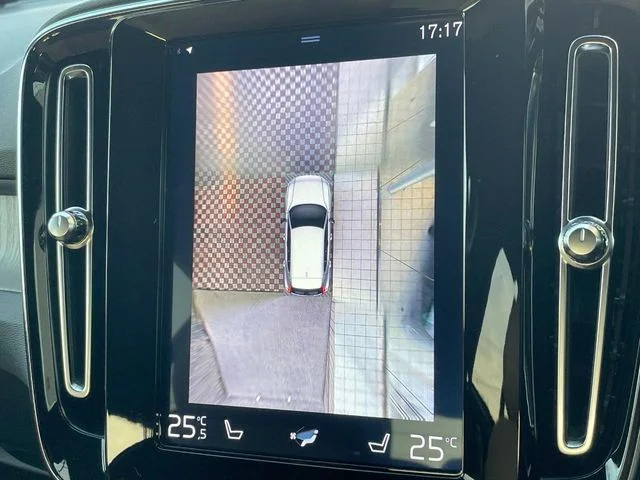 Volvo VOLVO XC40 T4　AWD　インスクリプション photo 4