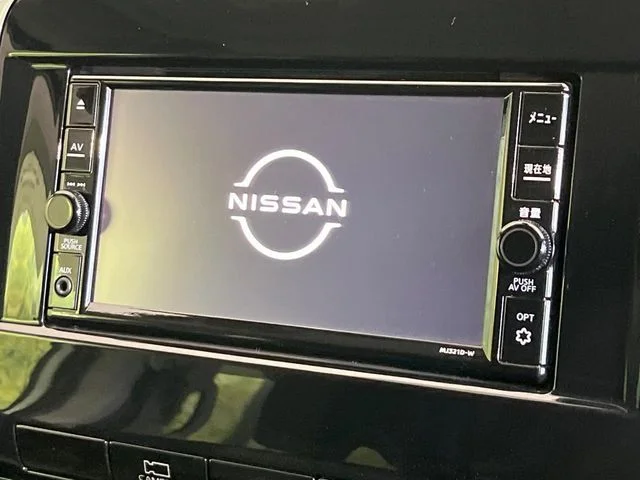 Nissan SERENA WG e−POWER　ハイウェイスター　V photo 3