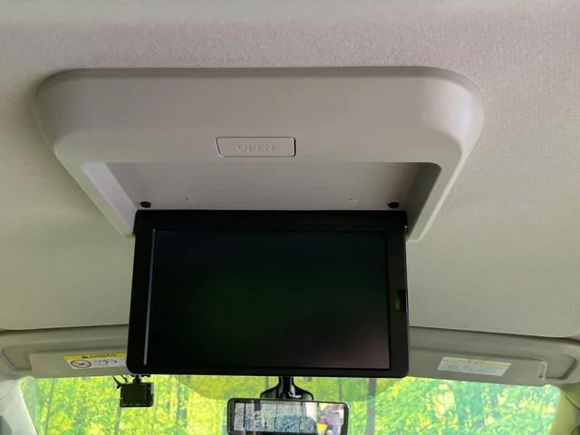 Nissan SERENA WG e−POWER　ハイウェイスター　V photo 4
