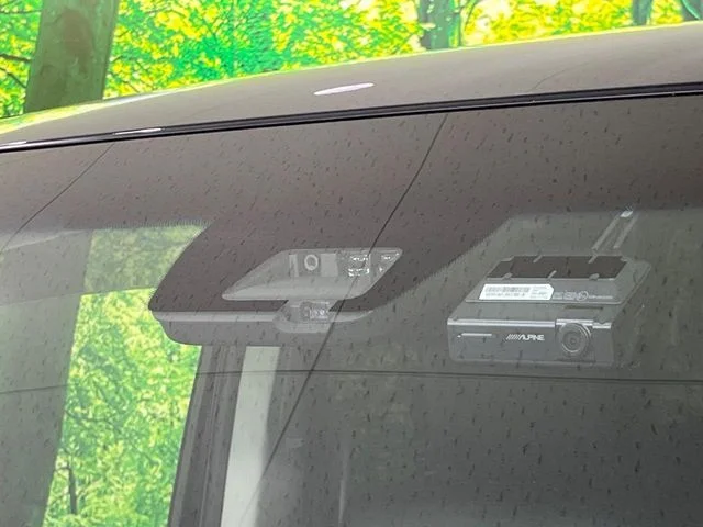 Mitsubishi DELICA D:5 4WD アーバンギア　G　パワーパッケージ photo 3