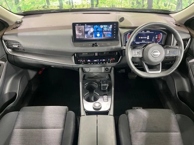Nissan X-TRAIL HYBRID 4WD X　e−4ORCE photo 2