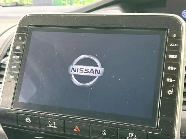 Nissan SERENA WG e−POWER　ハイウェイスター　V photo 3