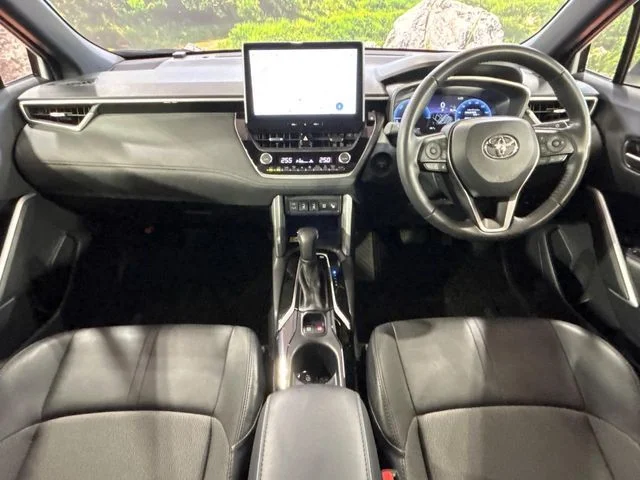 Toyota COROLLA CROSS HYBRID Z photo 2