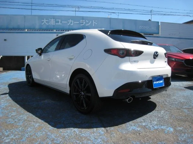 Mazda MAZDA3 FASTBACK 20S　ブラックトーンエディション photo 3