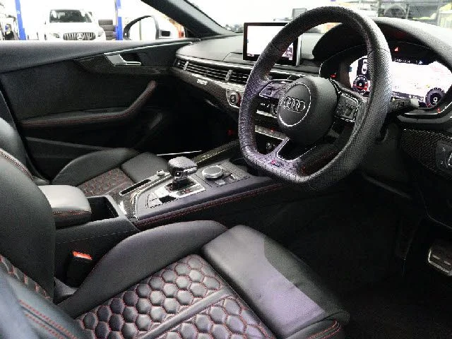 Audi AUDI RS5 SPORTBACK ベースグレード photo 4