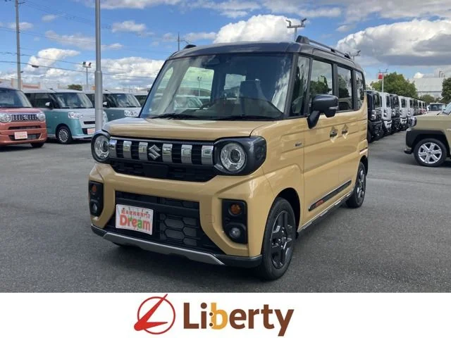 Suzuki Spacia GEAR ハイブリッドXZ 2025